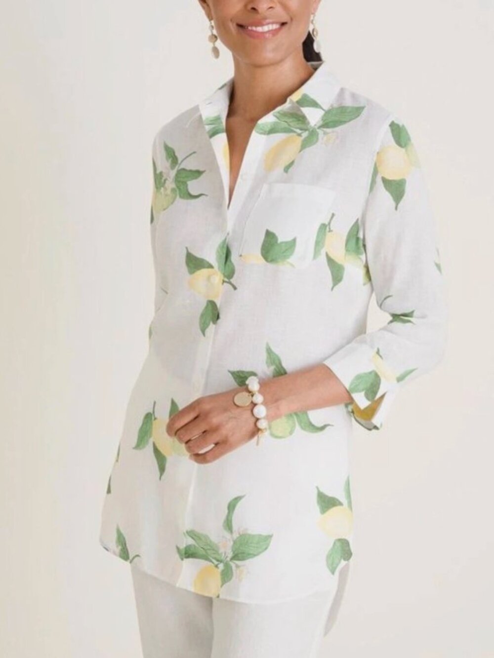 Chicos No Iron 100% Linen Lemon Print Button Down Shirt White Yellow Size 0 4/6